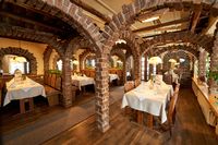 S-135-11-21_Dubrovnik_Kroatisches_Restaurant_Grillrestaurant_Eifel_Daun_Vulkaneifel_Innen_2_1200px